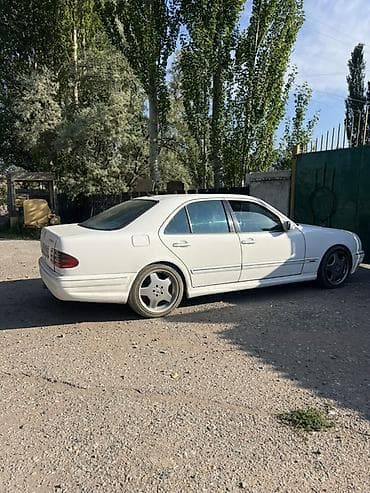 Mercedes-Benz E-Class: 2000 г., 4.3 л, Автомат, Бензин, Седан