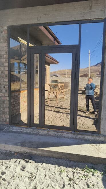 Пластиковые двери и витражи под установку. Ремонт окон всех видов -