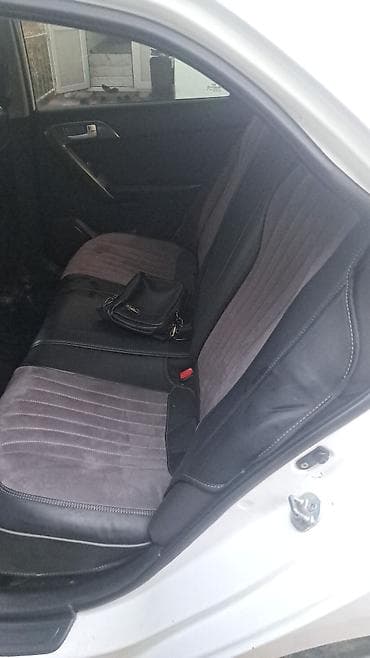 лабавое стекла: Kia Cerato: 2012 г., 1.6 л, Механика, Бензин, Седан — 2