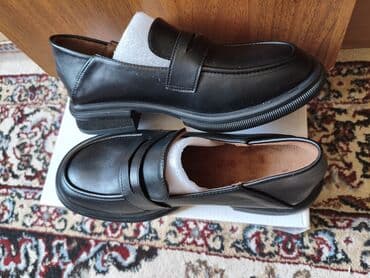 прокат национальных костюмов для детей: Аксессуары и обувь - Женские солнцезащитные очки-маска: единая — 7