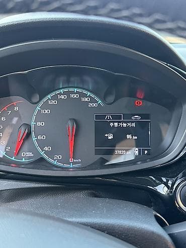 Продажа авто: Chevrolet Spark: 2019 г., Автомат, Бензин, Хэтчбэк — 3