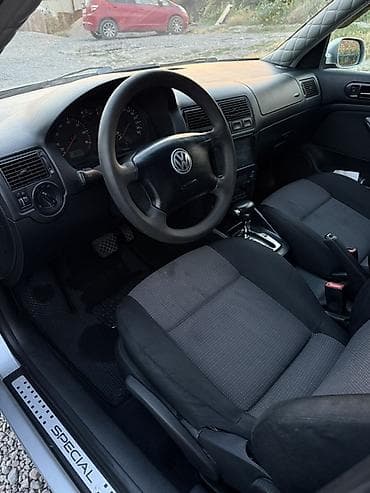 Продажа авто: Volkswagen Golf: 2002 г., 1.6 л, Автомат, Бензин, Хэтчбэк — 7
