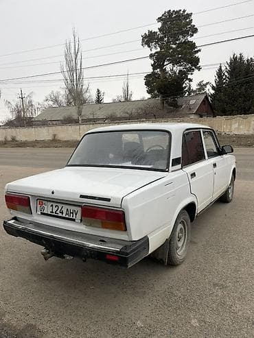 бензин сатам: ВАЗ (ЛАДА) 2107: 2009 г., Кол менен иштөөчү, Бензин, Седан — 4