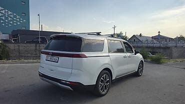Kia Carnival: 2021 г., 2.2 л, Автомат, Дизель, Минивэн — 6