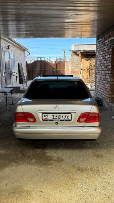 Mercedes-Benz E-Class: 1996 г., 2.3 л, Автомат, Бензин, Седан — 5