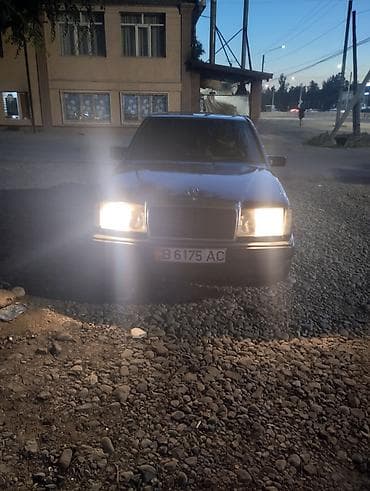 e30 е30: Mercedes-Benz W124: 1998 г., 2 л, Механика, Бензин, Седан — 8