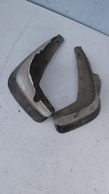 Брызговик Комплект Nissan, 2003 г., Б/у, Оригинал — 1