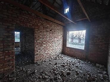 Продажа домов: Продаётся одноэтажный кирпичный дом с мансардным объёмом под отделку — 6