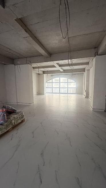 сдае: Аренда офисов, 339 м², В жилом комплексе, С отдельным сан узлом, С последующим выкупом, С юридическим адресом — 5