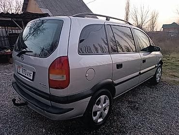 daf 2001: Opel Zafira: 2000 г., 1.8 л, Механика, Бензин, Минивэн — 5