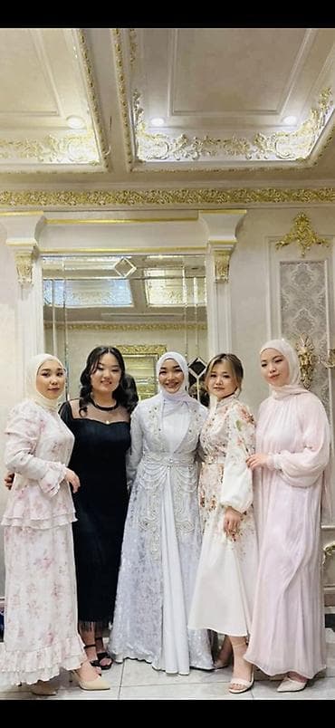 националь: Вечернее платье, А-силуэт, Длинная модель, Атлас, С рукавами, С пайетками, M — 3