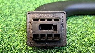 bmw c7: Ручка салона потолочная перед левая Е60 7 033 659 Год 2005 В отличном — 4