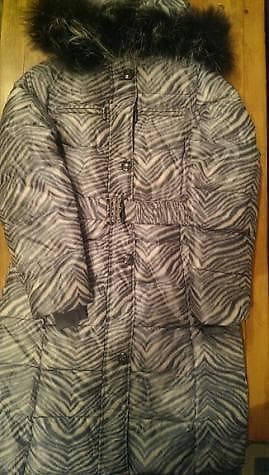 psn network: Продаю куртку новую зимнюю. очень теплая. Привезли из Америки. Чистый — 1