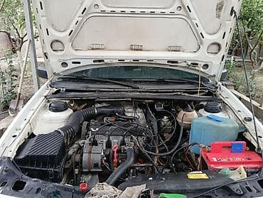 mini coper: Volkswagen Passat Variant: 1992 г., 1.8 л, Механика, Бензин, Универсал — 6