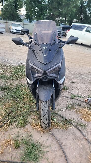 лупарь скутер: Макси-скутер Yamaha, 160 куб. см, Бензин, Б/у — 3