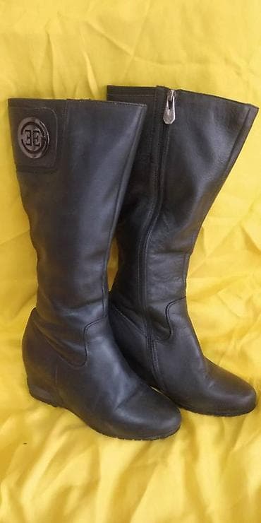 Сапоги: Продаю женскую обувь в идеальном состоянии. Некоторые абсолютно новые — 10