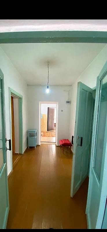 Недвижимость: 65 м², 4 комнаты, Забор, огорожен — 3
