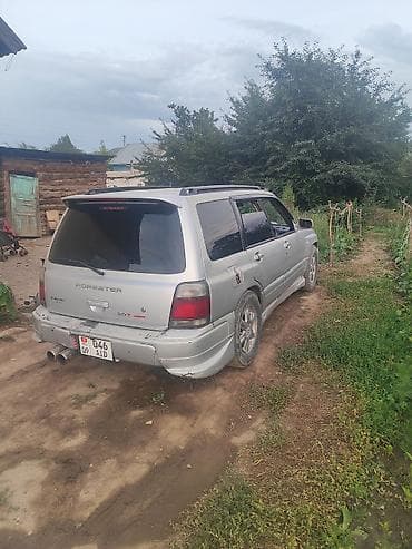 Subaru Forester: 1997 г., 2 л, Автомат, Бензин, Универсал — 4