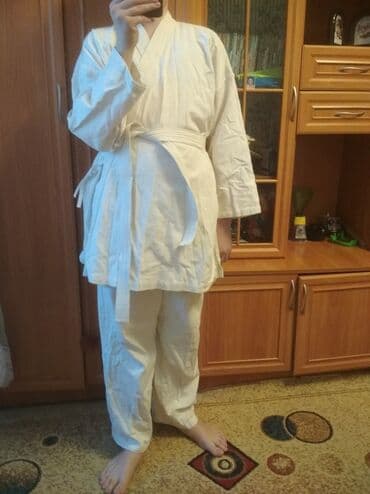 борцовка для борьбы: Спортивное кимоно, 4 пояса: 2 белых, 1 жёлтый, 1 зелёный, на 12-15 лет — 1