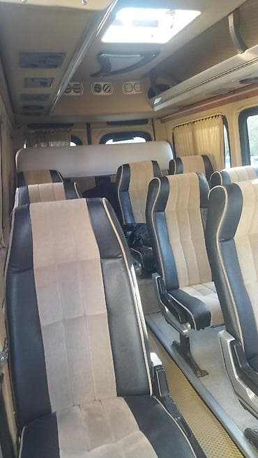 мисибуси спейс вагон: Микроавтобус Mercedes‑Benz (на базе Sprinter), белый, длинная — 6