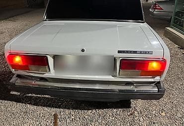 чехлы бу: ВАЗ (ЛАДА) 2107: 2002 г., Механика, Бензин, Седан — 3