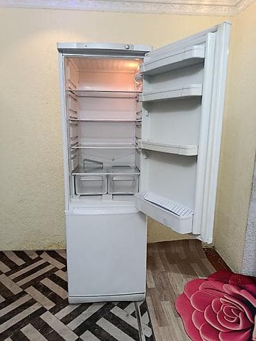 холодильники для напитков купить: Холодильник Indesit, Б/у, Двухкамерный, De frost (капельный), 60 * 185 * 60 — 5
