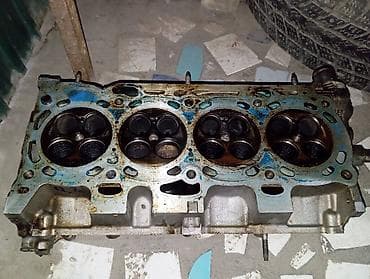 w210 e320: Головка блока цилиндров (ГБЦ) для бензинового 4‑цилиндрового — 1