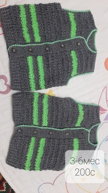 одежды для новорожденных: Одежда для новорождённого, всё новое: кофты теплые синяя и зелёная — 5