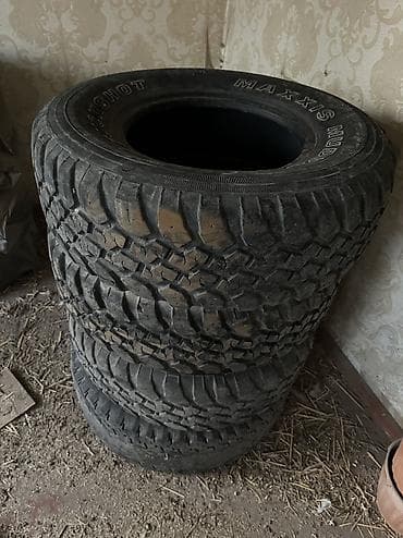 Внедорожные шины 4шт R15 грязевая всесезонка от Toyota Hi Luxe /