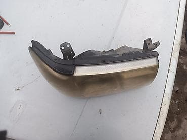 Передняя левая фара Toyota Оригинал