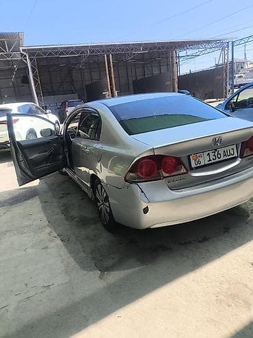 gac aion v: Honda Civic: 2007 г., 1.8 л, Автомат, Бензин, Седан — 4