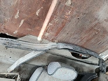 военные разгрузки: Топливный бак Volvo 2012 г., Б/у, Оригинал — 3