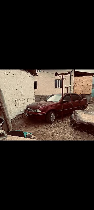 рисо: Daewoo Nexia: 1998 г., Седан — 4