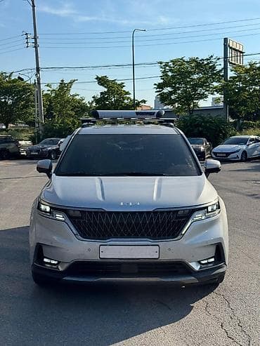 Kia Carnival: 2021 г., 2.2 л, Автомат, Дизель, Минивэн — 1