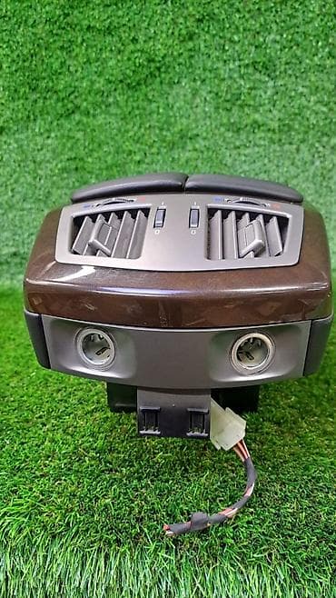 e65: Подлокотник Bmw 7-Series E65 ​ Марка: BMW Модель: 7-Series Кузов: E65 — 5