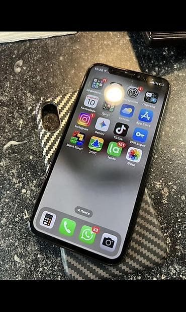 iphone xs max: IPhone X, Б/у, 64 ГБ, Space Gray, Чехол, 100 % — 1