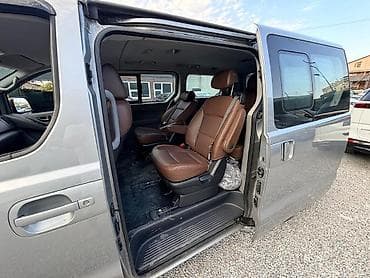 маши: Hyundai Starex: 2020 г., 2.5 л, Типтроник, Дизель, Минивэн — 10