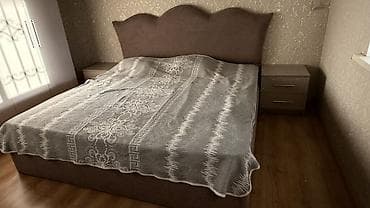 Спальный гарнитур в современном стиле, цвет — теплый беж/тауп. Состав