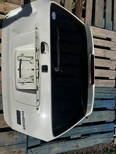 jac t6: Крышка багажника Honda, Б/у, Оригинал — 4