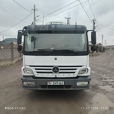 Mercedes-Benz : 2006 г., 6.4 л, Механика, Дизель, Пикап