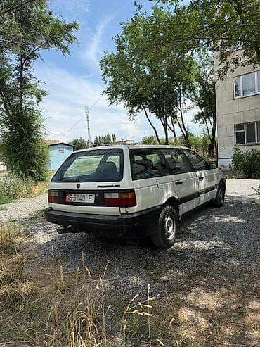 Volkswagen Passat Variant: 1991 г., 1.8 л, Механика, Бензин, Универсал — 2