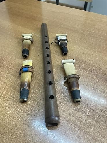 музыкальный барабан: Армянский дудук (духовой инструмент) В комплекте 4 мундштука — 3