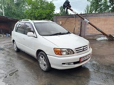 Toyota Ipsum: 2001 г., 2 л, Автомат, Бензин, Минивэн