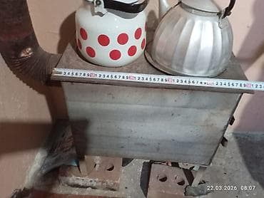 буржуа: Металлическая печь-буржуйка с варочной плитой - Материал: сталь. - — 1