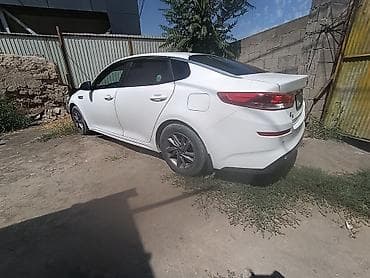 geely galaxy e5: Kia K5: 2019 г., 2 л, Автомат, Газ, Седан — 3