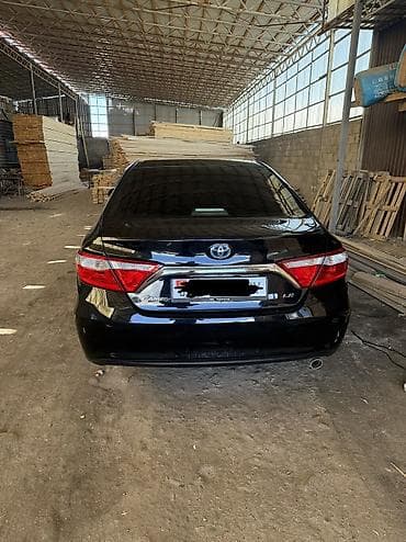 bmw x5 2017: Toyota Camry: 2015 г., 2.5 л, Автомат, Гибрид, Седан — 5