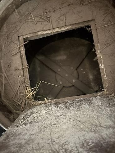 галофка тико: Продается сенорезка-дробилка. Кормушка для Баранов 2000сом, бочки для — 2