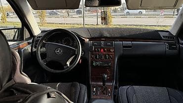 audi q3: Mercedes-Benz E-Class: 1999 г., 2 л, Автомат, Бензин, Седан — 9
