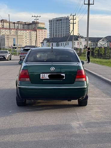 Продажа авто: Volkswagen Bora: 2003 г., 2 л, Автомат, Бензин, Седан — 2