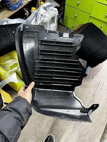 пороги арки: Подкрылок Комплект Mercedes-Benz, Новый — 2